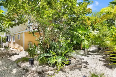 895 Ellen Drive, Key Largo, FL 33037 - Photo 35
