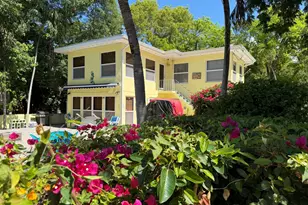 140 S Bay Harbor Dr, Key Largo, FL 33037 - Photo 1