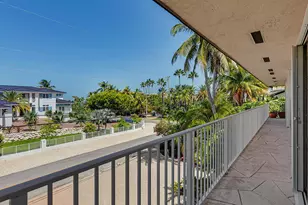 364 E Seaview Dr, Duck Key, FL 33050 - Photo 11