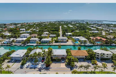 364 E Seaview Drive, Duck Key, FL 33050 - Photo 45