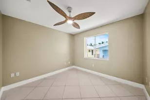 51 Coral Ln, Key Colony, FL 33051 - Photo 17
