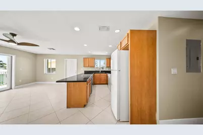 51 Coral Lane, Key Colony, FL 33051 - Photo 9
