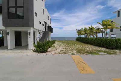 94825 Overseas Highway #UNIT 35, Key Largo, FL 33037 - Photo 3