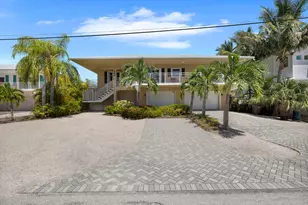 280 14th St, Key Colony, FL 33051 - Photo 37