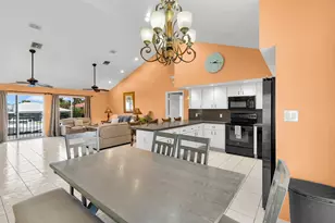 280 14th St, Key Colony, FL 33051 - Photo 15