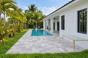 129 N Indies Dr, Duck Key, FL 33050 - Photo 19