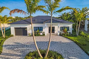 129 N Indies Dr, Duck Key, FL 33050 - Photo 3