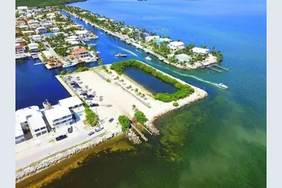 101 Marina Avenue, Key Largo, FL 33037 - Photo 21