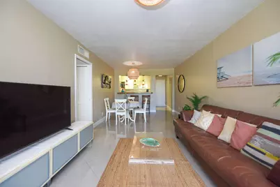 88500 Overseas Highway #301, Plantation Key, FL 33070 - Photo 5