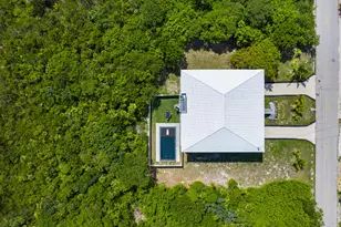 235 Tropical Ave, Marathon, FL 33050 - Photo 47