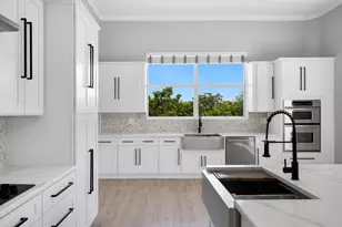 235 Tropical Ave, Marathon, FL 33050 - Photo 13