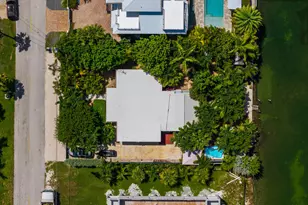12 Bay Dr, Lower Sugarloaf Key, FL 33040 - Photo 1