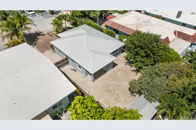 124 Coral Avenue, Plantation Key, FL 33070 - Photo 3