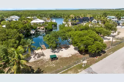 124 Coral Avenue, Plantation Key, FL 33070 - Photo 31