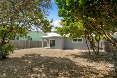 124 Coral Avenue, Plantation Key, FL 33070 - Photo 27