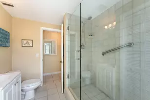 285 13th St, Key Colony, FL 33051 - Photo 35