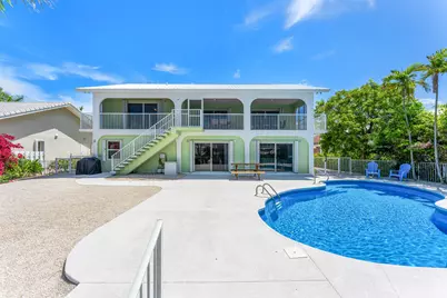 285 13th Street, Key Colony, FL 33051 - Photo 11