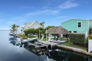 99 Palm Dr, Saddlebunch, FL 33040 - Photo 1