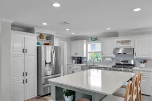 99 Palm Dr, Saddlebunch, FL 33040 - Photo 15