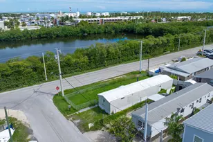 25D 10th Ave, Stock Island, FL 33040 - Photo 23