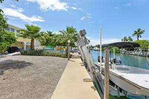 581 12th St, Key Colony, FL 33051 - Photo 41
