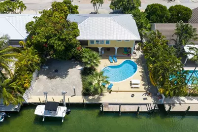 581 12th Street, Key Colony, FL 33051 - Photo 35