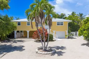 581 12th St, Key Colony, FL 33051 - Photo 3