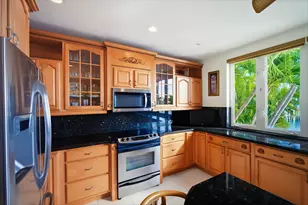 1285 Coury Dr, Key Colony, FL 33051 - Photo 11