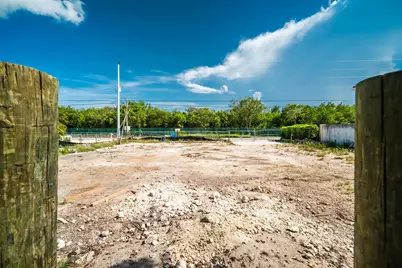 9966 Aviation Boulevard, Marathon, FL 33050 - Photo 19