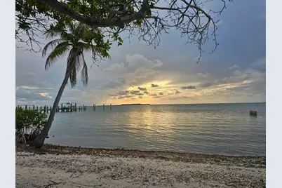 54 Sunset Road, Key Largo, FL 33037 - Photo 13