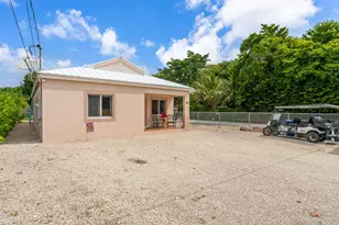 16 Jewfish Ave, Key Largo, FL 33037 - Photo 1