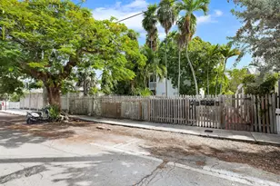 611 Grinnell St, Key West, FL 33040 - Photo 1