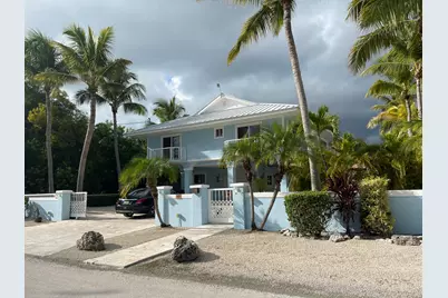 482 Bahia Avenue, Key Largo, FL 33037 - Photo 1