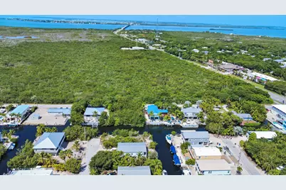 27305 Guadaloupe Lane, Ramrod Key, FL 33042 - Photo 17