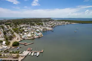 101 1st Ct, Key Largo, FL 33037 - Photo 5