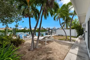 8 7th St, Key Colony, FL 33051 - Photo 31