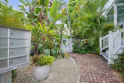 806 Florida Street #APT 5, Key West, FL 33040 - Photo 5