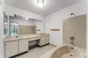 3807 Alcantara Ave, Doral, FL 00000 - Photo 23