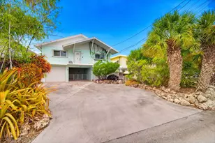147 Gardenia St, Plantation Key, FL 33070 - Photo 3