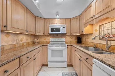 15 Sombrero Boulevard #212W, Marathon, FL 33050 - Photo 11