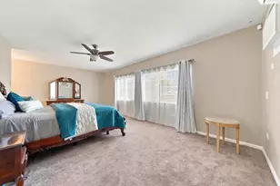 434 NW 20th St, Other, FL 33030 - Photo 17