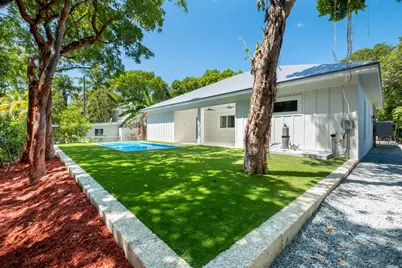 36 Park Road, Upper Matecumbe Key Islamorada, FL 33036 - Photo 1