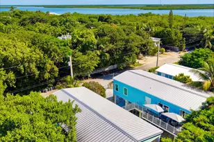 19590 Tequesta St, Sugarloaf Key, FL 33042 - Photo 29