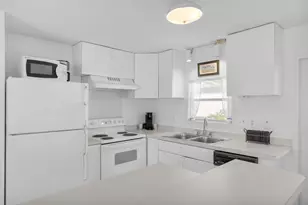 812 S Silver Cir, Key Largo, FL 33037 - Photo 11