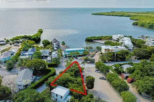 15 Ocean View Blvd, Key Largo, FL 33037 - Photo 1