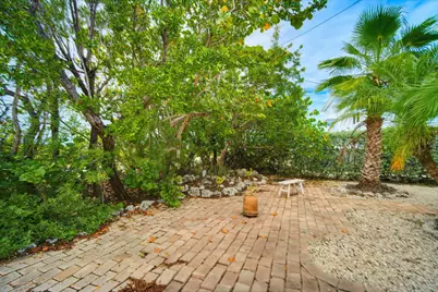 569 Pirates Road, Little Torch Key, FL 33042 - Photo 7