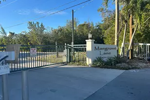 22 Mangrove Ln, Key Largo, FL 33037 - Photo 1