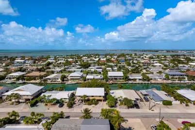 391 10th Street, Key Colony, FL 33051 - Photo 7