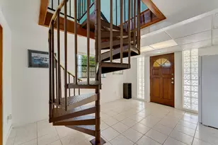 391 10th St, Key Colony, FL 33051 - Photo 13