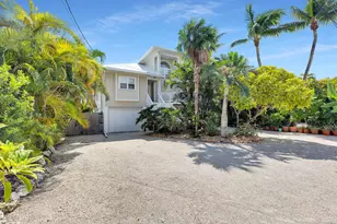 27416 Tobago Ln, Ramrod Key, FL 33042 - Photo 3